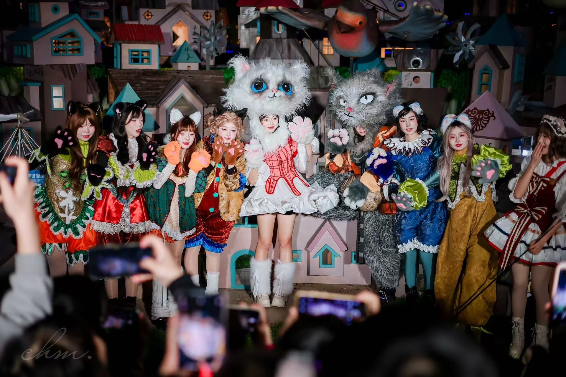 步步入戏！武汉欢乐谷国潮文化节·戏剧嘉年华巡游开演(图)(图2)